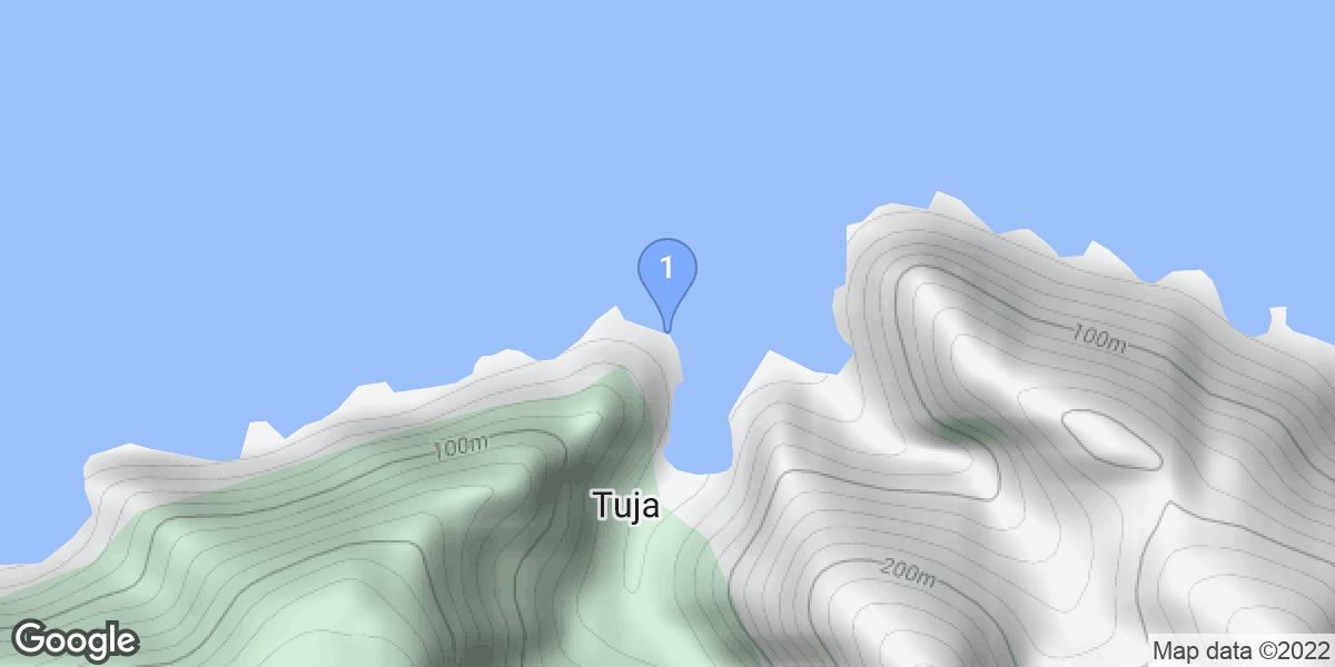 Tuja dive site map
